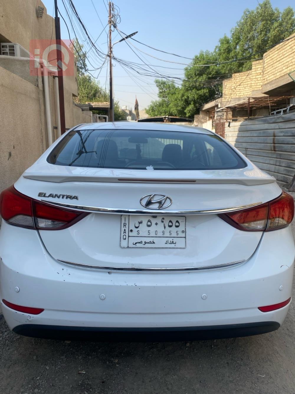 Hyundai Elantra